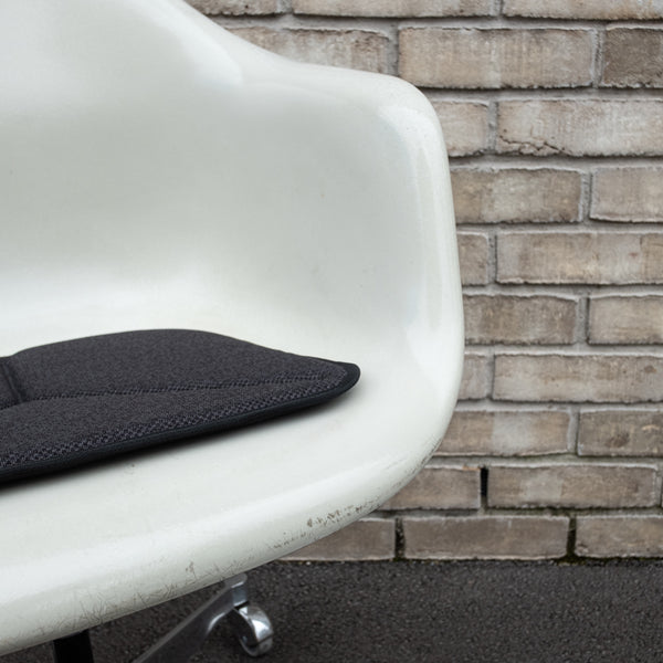 <transcy>SEAT CUSHION EAMES TYPE ER - ANTHRACITE MELANGE</transcy>