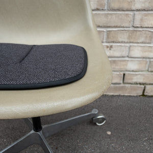 <transcy>COUSSIN D'ASSISE EAMES TYPE E - ANTHRACITE MELANGE</transcy>