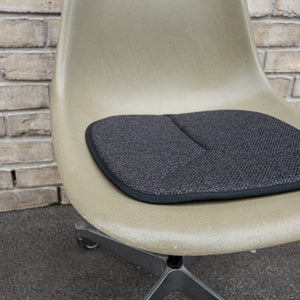 <transcy>COUSSIN D'ASSISE EAMES TYPE E - ANTHRACITE MELANGE</transcy>