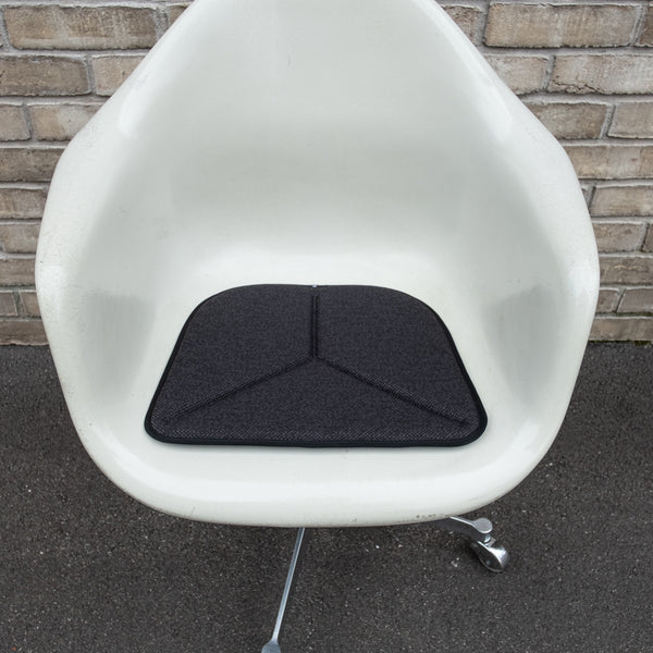 SITZKISSEN EAMES ARMCHAIR TYP EA – ANTHRAZIT MELANGE