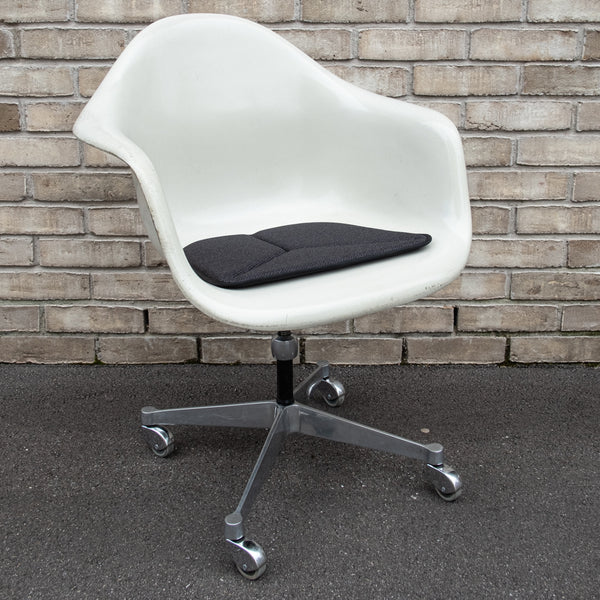 SITZKISSEN EAMES ARMCHAIR TYP EA – ANTHRAZIT MELANGE